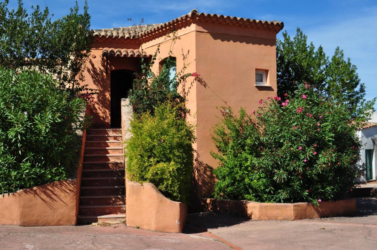 Rocciarossa Apartamento Isola Rossa Exterior foto
